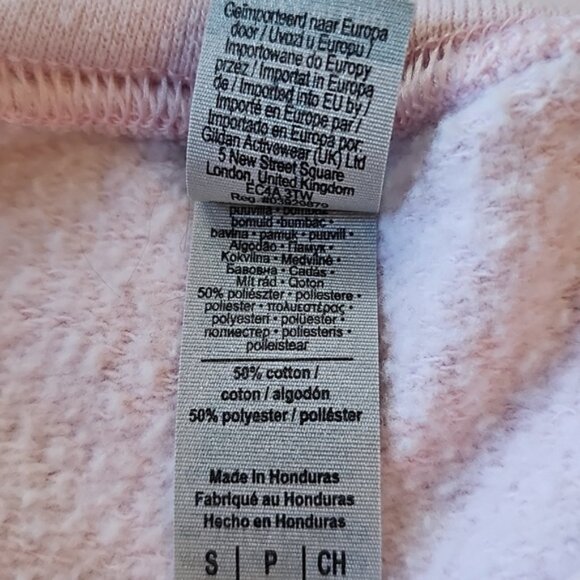 Gildan Taylor Swift The Eras Tour Pink Crewneck Small - Picture 9 of 15